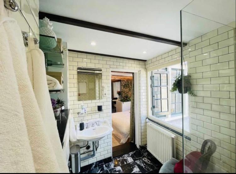 The Enlightened House Luxury Suites Amsterdam Buitenkant foto